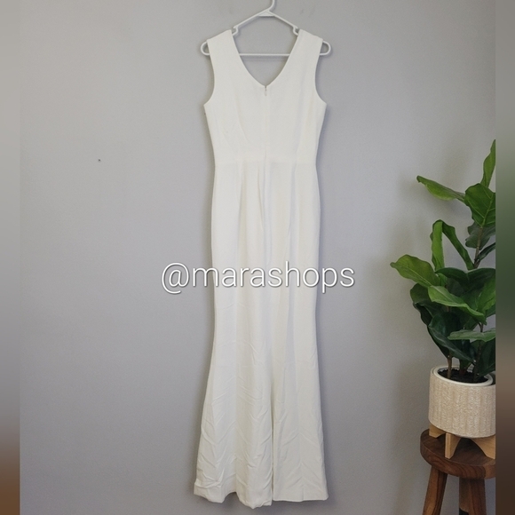 Dress The Population Sandra White Curved-Back Mermaid Gown - Picture 5 of 7